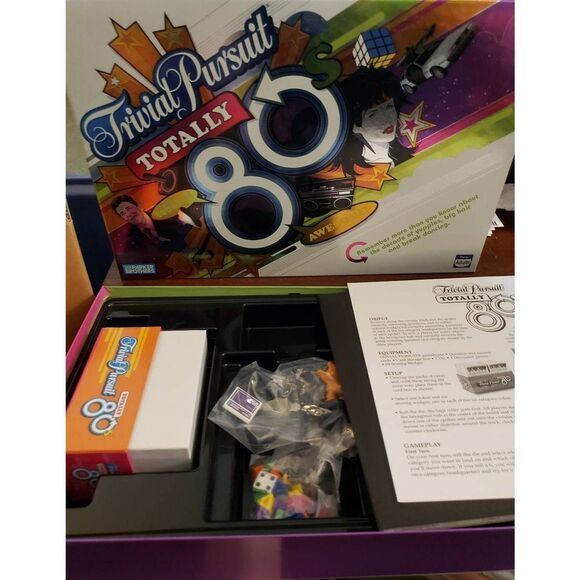 Hasbro Gaming Trivial Pursuit: Totally 80s NEW - Picture 4 of 6